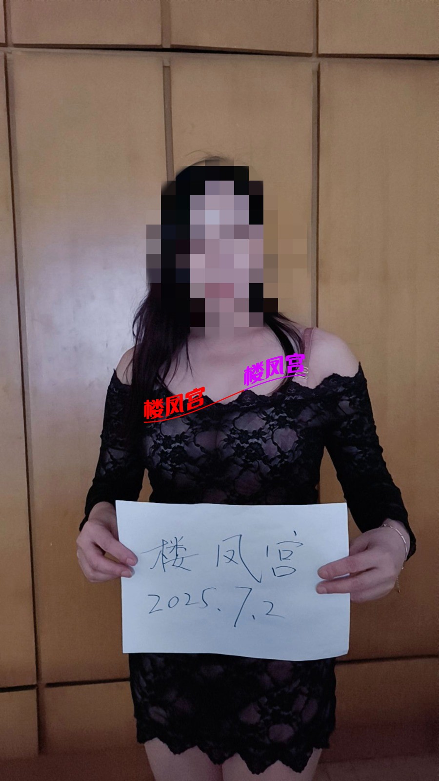 1000978118.jpg