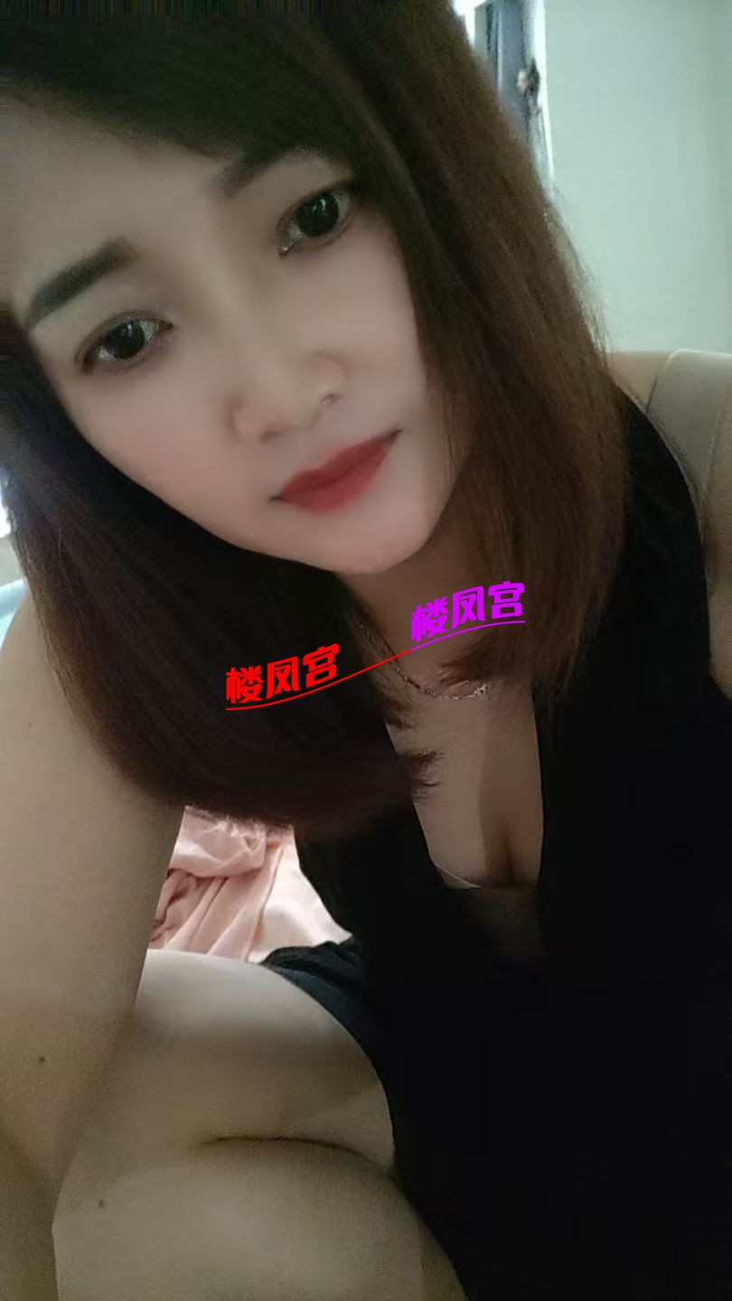 E8A715B41550C4A07C7FB93DC9C68CBF.png
